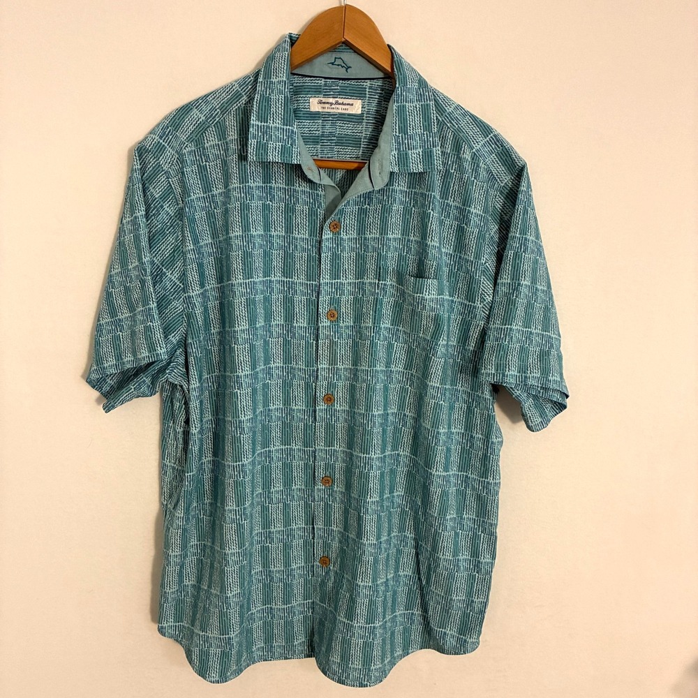 Tommy Bahama Coastal Ease Camp Shirt Men's XL Geometric Short Sleeve Travel